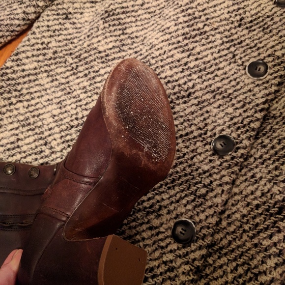 SOLD - Picture 4 of 5